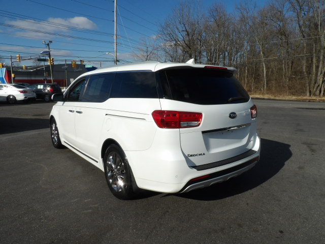 Kia Sedona 4dr Wgn SX-L 2016