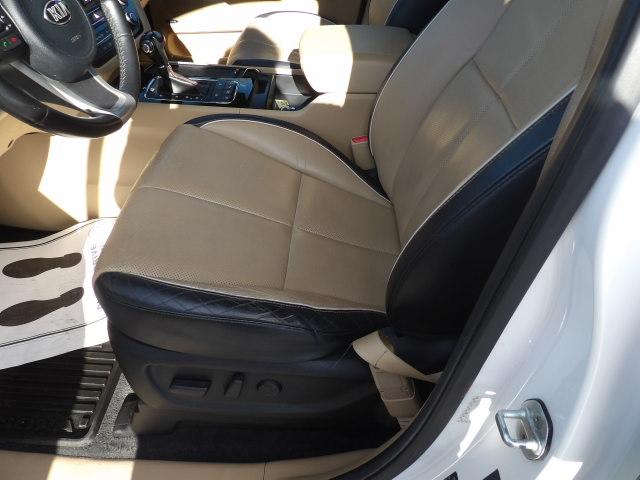 Kia Sedona 4dr Wgn SX-L 2016