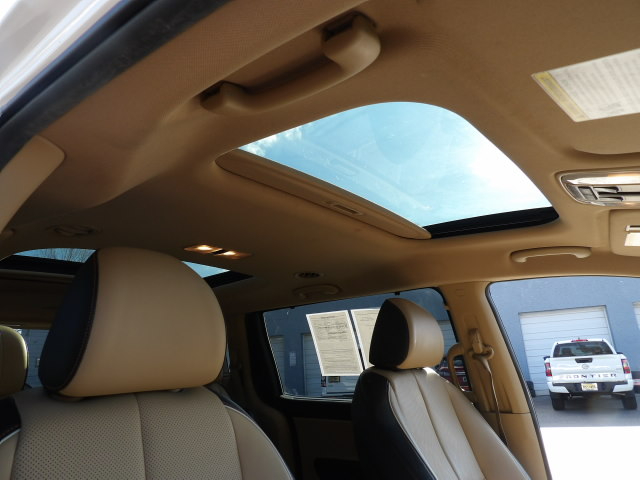 Kia Sedona 4dr Wgn SX-L 2016