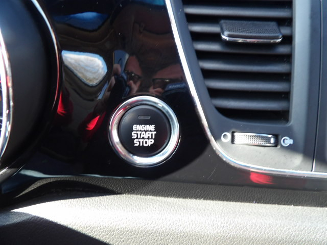 Kia Sedona 4dr Wgn SX-L 2016