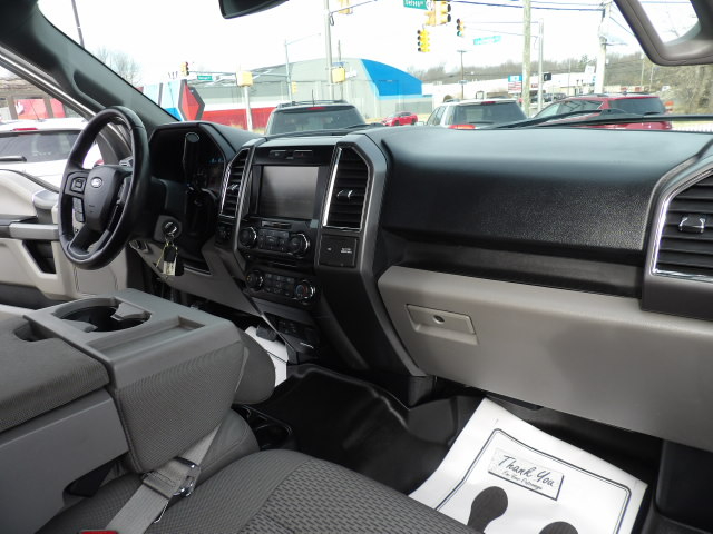 Ford F-150 4WD SuperCab 163" Lariat w/HD Payload Pkg 2015