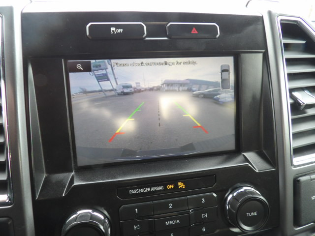 Ford F-150 4WD SuperCab 163" Lariat w/HD Payload Pkg 2015