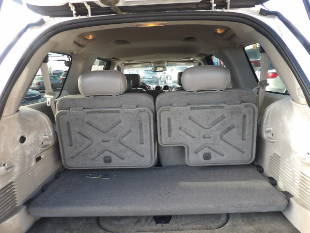 GMC Envoy XL 4dr 2WD SLT 2003