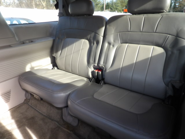 GMC Envoy XL 4dr 2WD SLT 2003