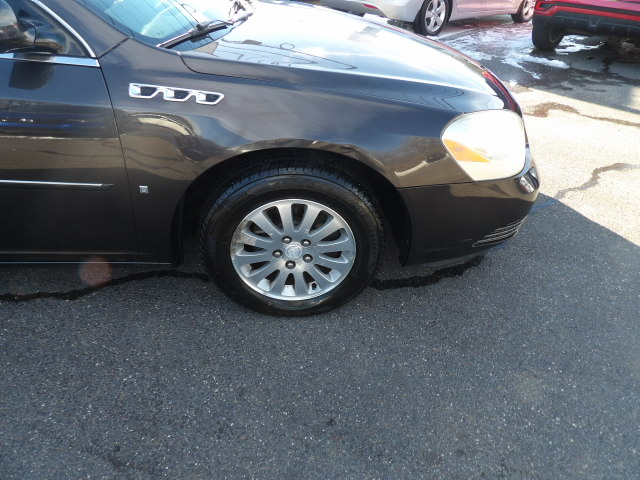 Buick Lucerne 4dr Sdn V6 CX 2008