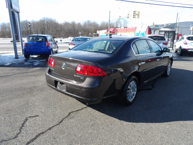 Buick Lucerne 4dr Sdn V6 CX 2008