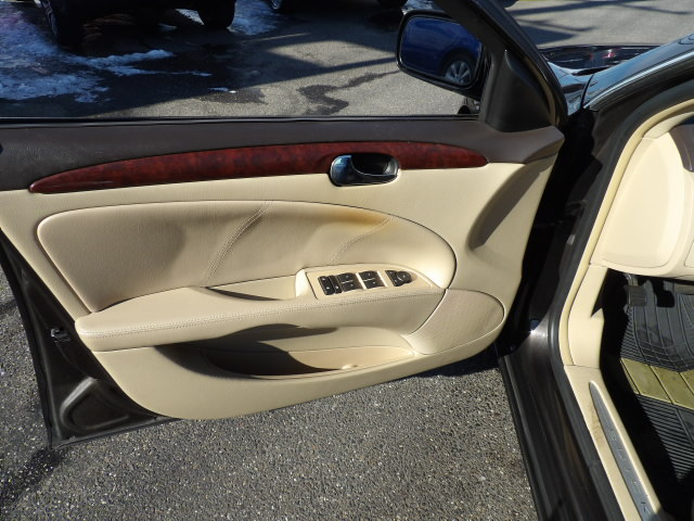 Buick Lucerne 4dr Sdn V6 CX 2008