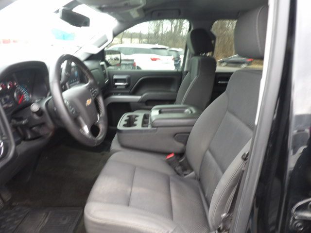 Chevrolet Silverado 1500 4WD Crew Cab 143.5" LT w/2LT 2015