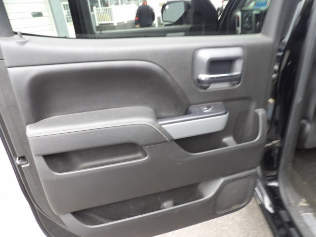 Chevrolet Silverado 1500 4WD Crew Cab 143.5" LT w/2LT 2015