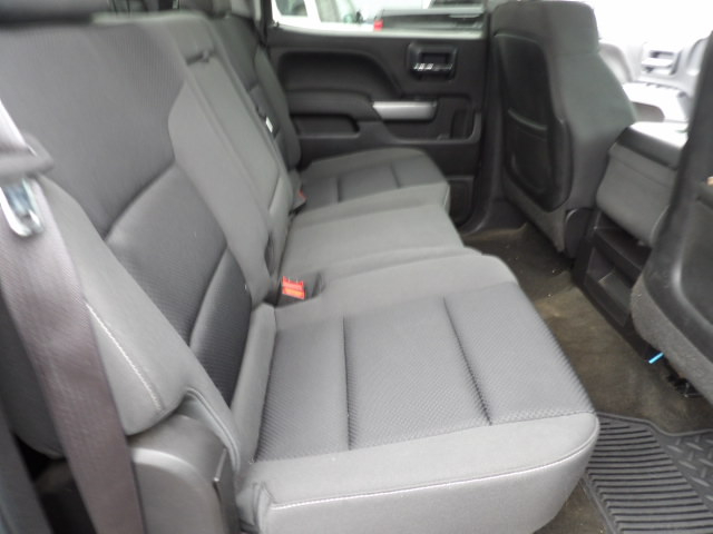 Chevrolet Silverado 1500 4WD Crew Cab 143.5" LT w/2LT 2015