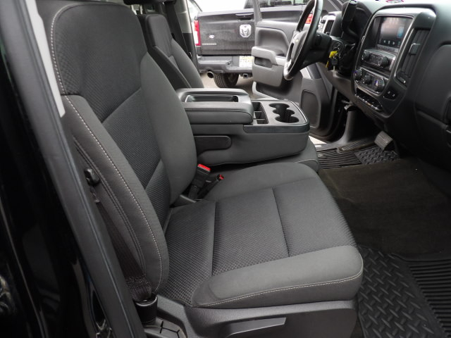 Chevrolet Silverado 1500 4WD Crew Cab 143.5" LT w/2LT 2015