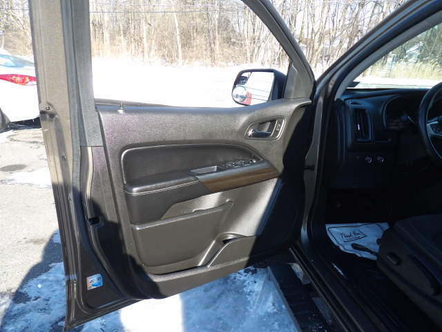 GMC Canyon 4WD Crew Cab 128.3" SLE 2015