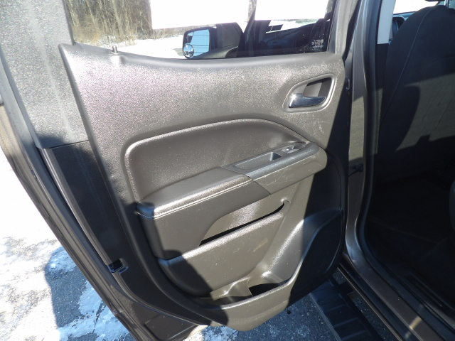 GMC Canyon 4WD Crew Cab 128.3" SLE 2015