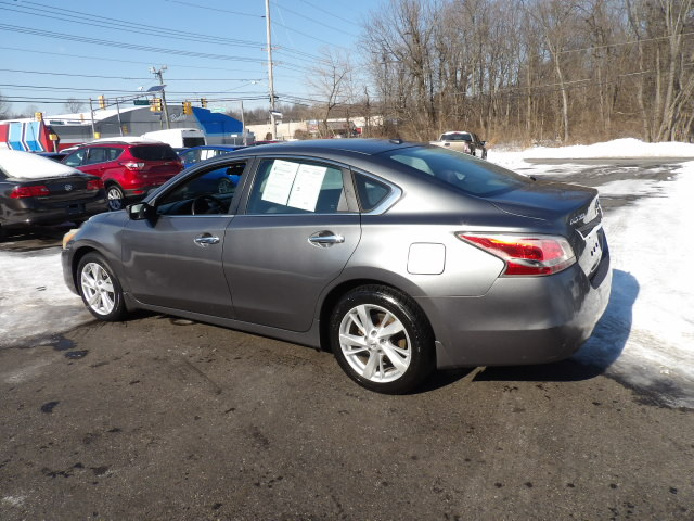 Nissan Altima 4dr Sdn I4 2.5 SV 2015