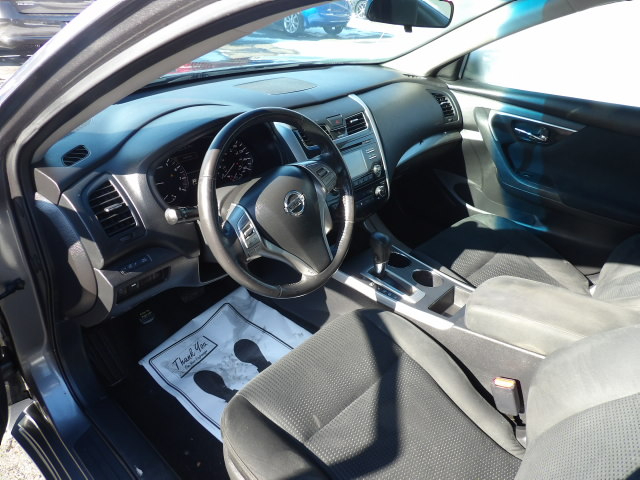 Nissan Altima 4dr Sdn I4 2.5 SV 2015