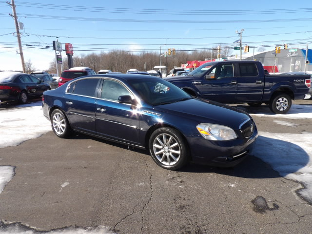 Buick Lucerne 4dr Sdn V8 CXS 2007