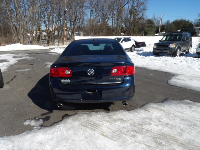 Buick Lucerne 4dr Sdn V8 CXS 2007