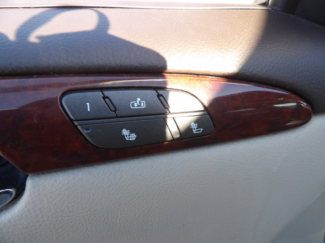 Buick Lucerne 4dr Sdn V8 CXS 2007