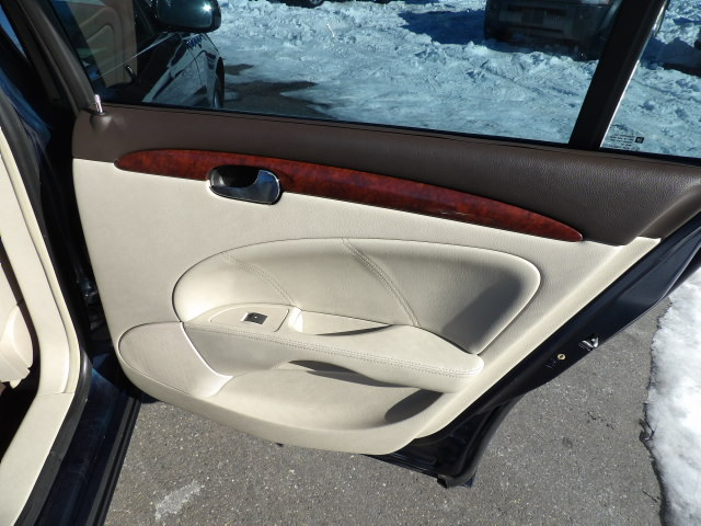 Buick Lucerne 4dr Sdn V8 CXS 2007