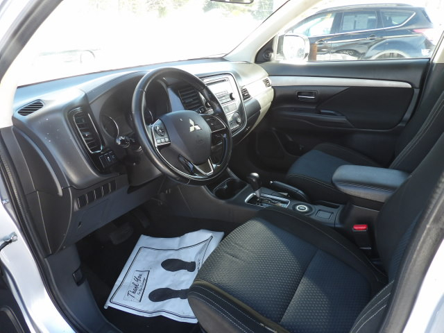 Mitsubishi Outlander AWC 4dr SEL 2016