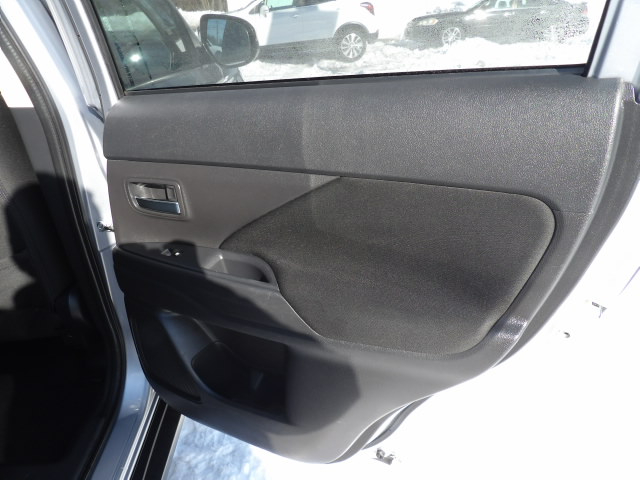 Mitsubishi Outlander AWC 4dr SEL 2016