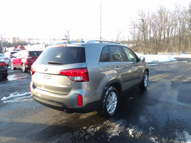 Kia Sorento AWD 4dr I4 LX 2015