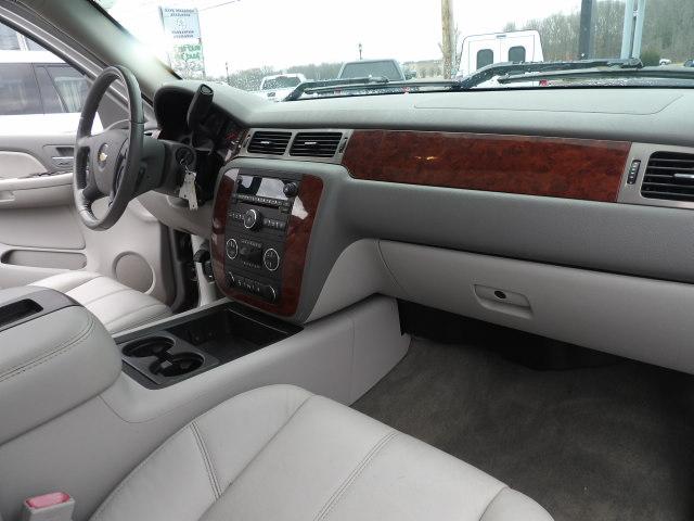 Chevrolet Silverado 1500 4WD Ext Cab 143.5" LTZ 2009