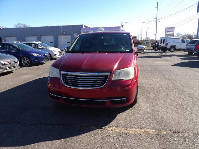 Chrysler Town & Country 4dr Wgn Touring-L 2012