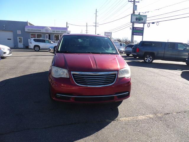 Chrysler Town & Country 4dr Wgn Touring-L 2012