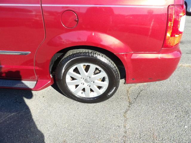 Chrysler Town & Country 4dr Wgn Touring-L 2012