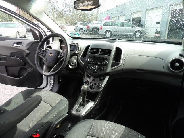 Chevrolet Sonic 5dr HB Auto LT 2015