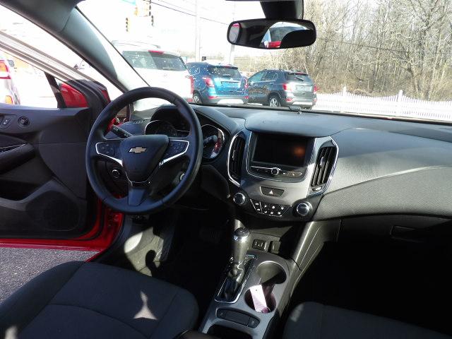 Chevrolet Cruze 4dr HB LT 2019