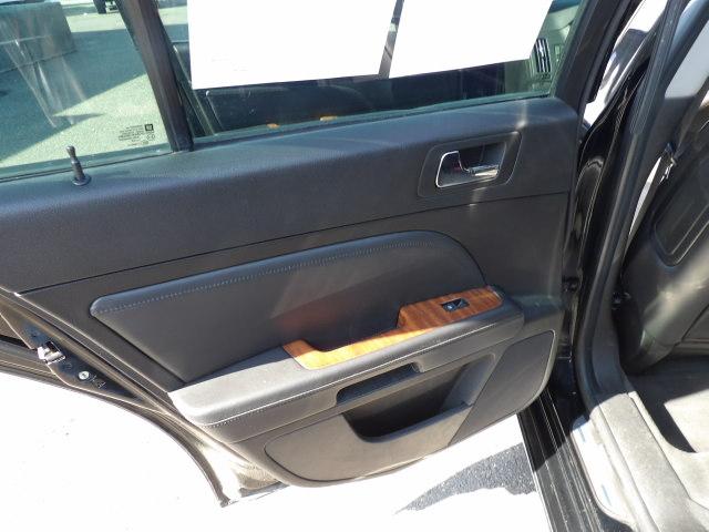 Cadillac STS 4dr Sdn V6 AWD w/1SB 2010