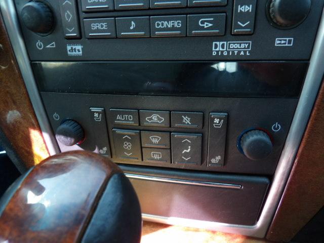 Cadillac STS 4dr Sdn V6 AWD w/1SB 2010