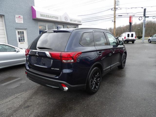 Mitsubishi Outlander SEL FWD 2018
