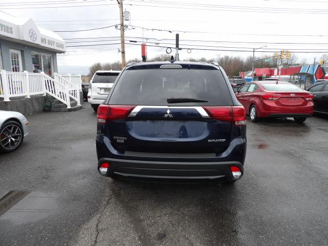 Mitsubishi Outlander SEL FWD 2018