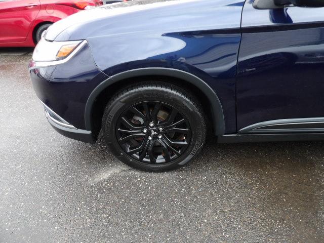 Mitsubishi Outlander SEL FWD 2018