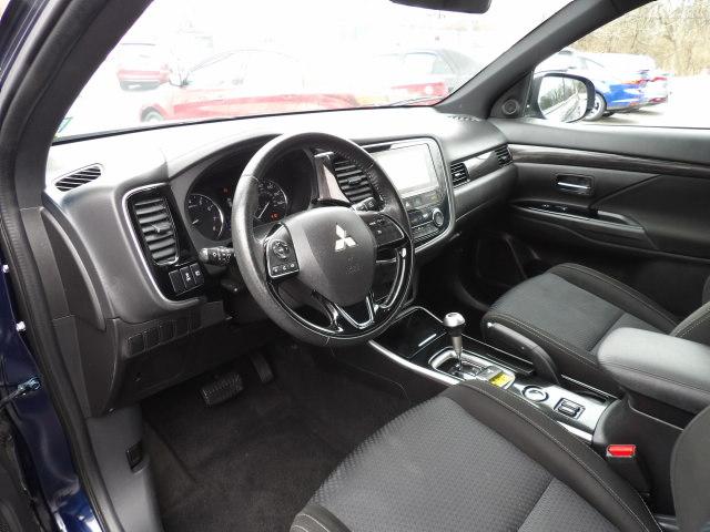 Mitsubishi Outlander SEL FWD 2018
