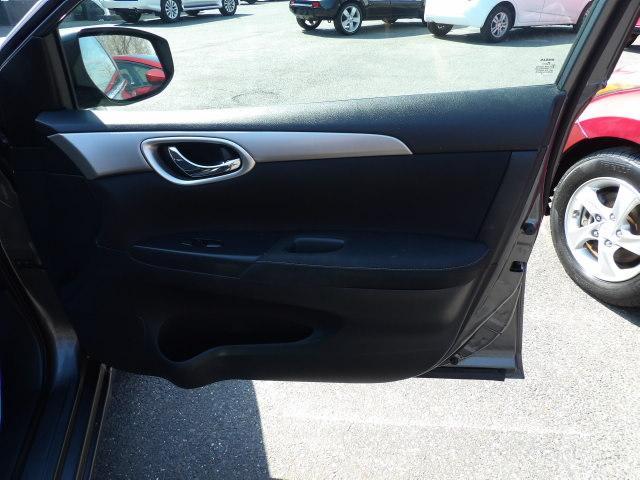 Nissan Sentra 4dr Sdn I4 CVT FE+ S 2015