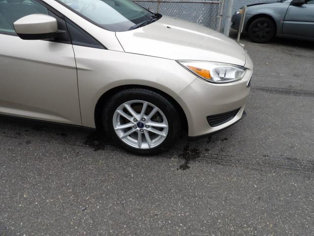 Ford Focus SE Sedan 2018