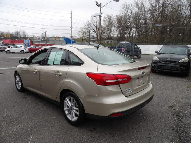 Ford Focus SE Sedan 2018