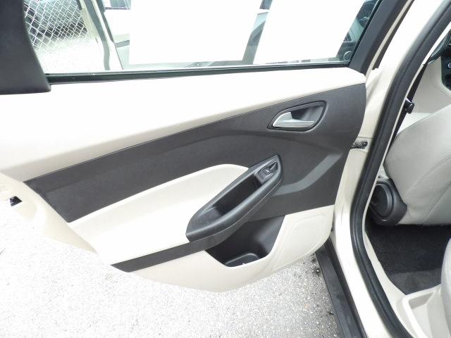 Ford Focus SE Sedan 2018