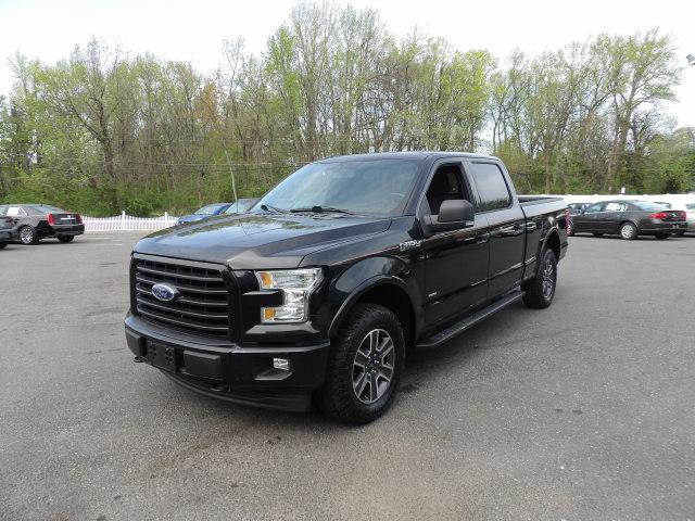 Ford F-150 4WD SuperCrew 145" XLT 2017
