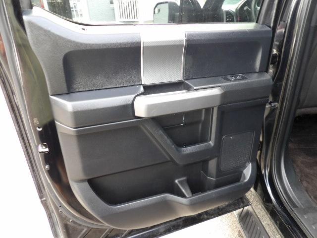 Ford F-150 4WD SuperCrew 145" XLT 2017