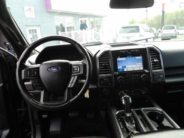 Ford F-150 4WD SuperCrew 145" XLT 2017