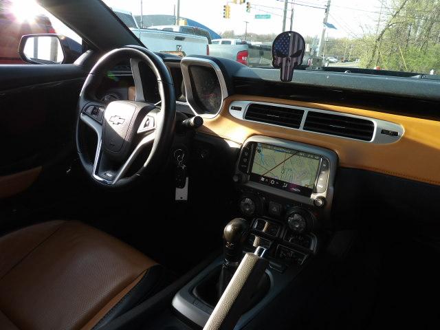 Chevrolet Camaro 2dr Cpe SS w/2SS 2013