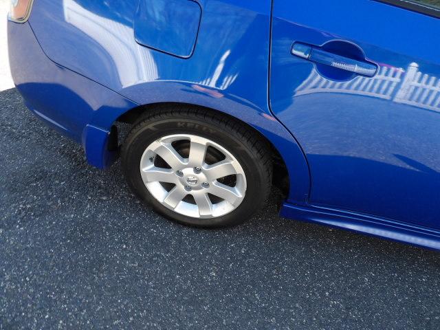 Nissan Sentra 4dr Sdn I4 CVT 2.0 SR 2010