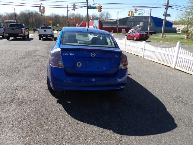 Nissan Sentra 4dr Sdn I4 CVT 2.0 SR 2010