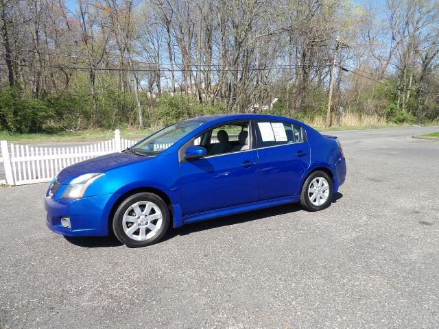 Nissan Sentra 4dr Sdn I4 CVT 2.0 SR 2010