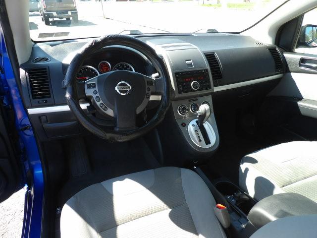 Nissan Sentra 4dr Sdn I4 CVT 2.0 SR 2010